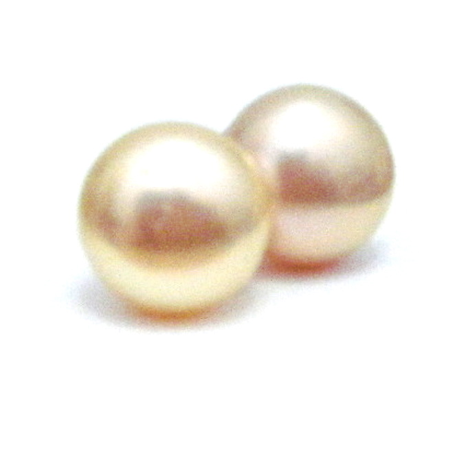 Gold 13.2mm Pearl Stud Earrings